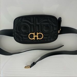 Feragammo black Fanny pack/ Wallet unisex authentic women